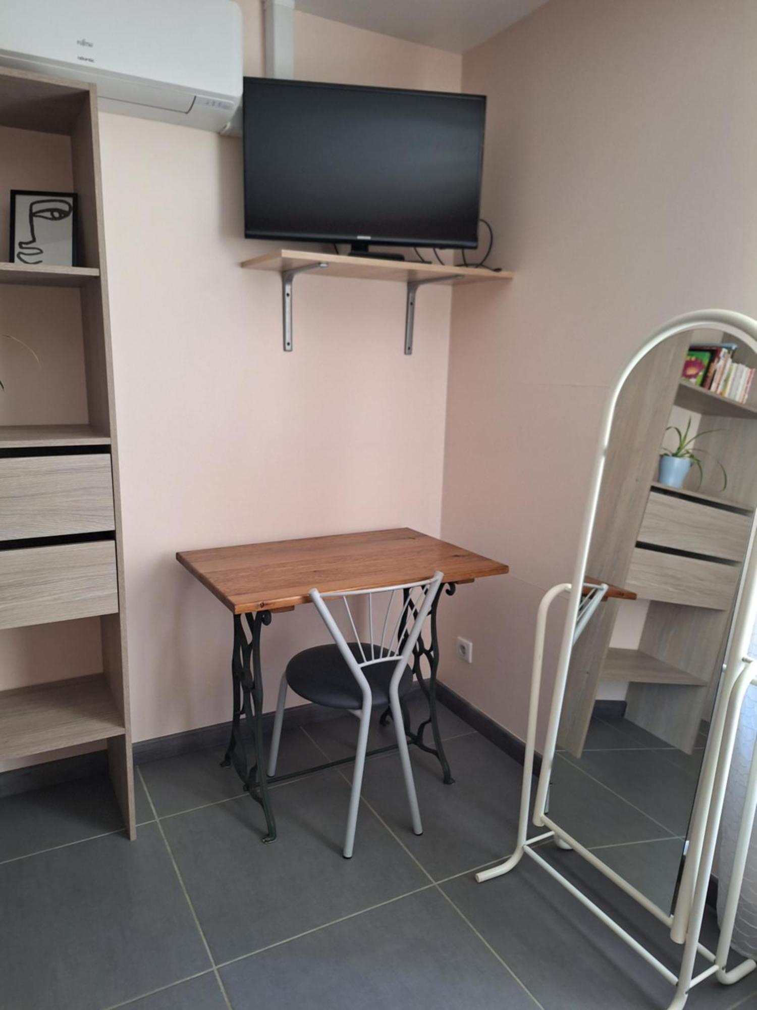 Chez Brigitte Et Francis Villa Perthes  Room photo